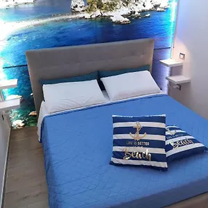 La Casa Nel Vicolo , Giardini Naxos Italia